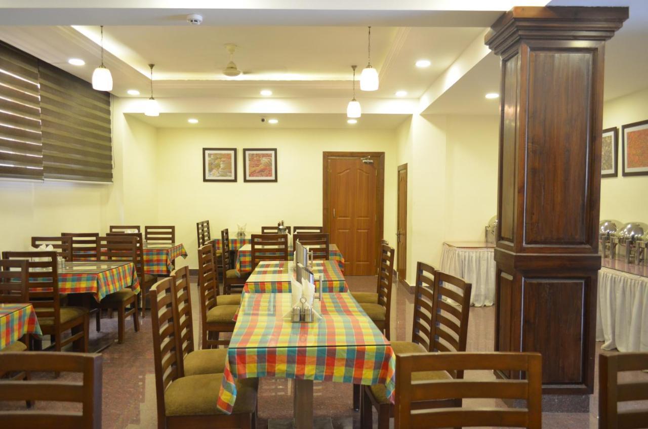 Srīnagar Hotel The Valley View Kashmir المظهر الخارجي الصورة