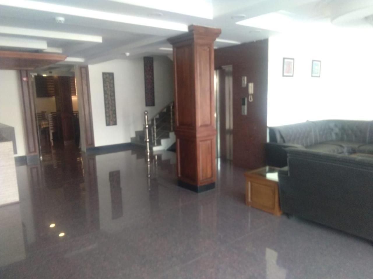 Srīnagar Hotel The Valley View Kashmir المظهر الخارجي الصورة